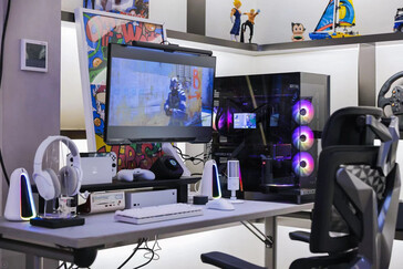 九游體育Tryx Panorama 展區(qū)推出全球首款配備曲面 AMOLED 顯示屏的 AIO 液體冷卻器系列