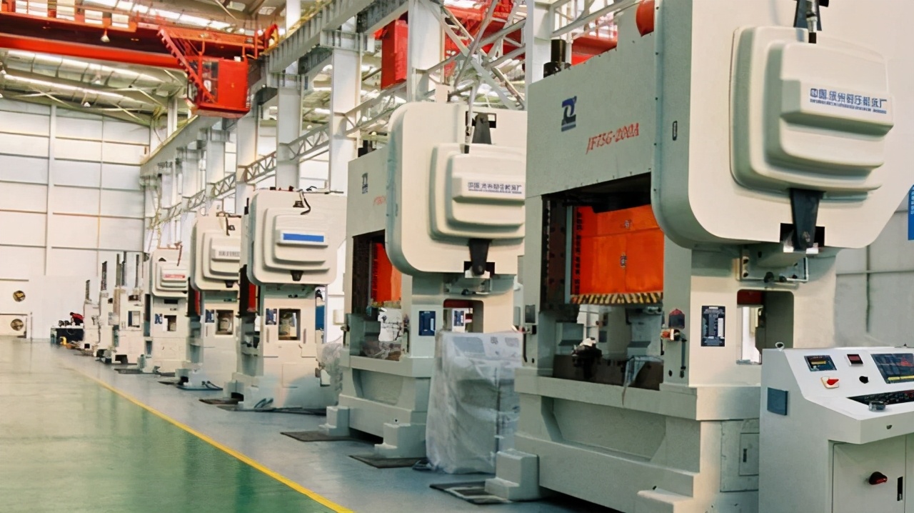 卡住中九游體育國制造的高端機床被歐美國家壟斷國產(chǎn)搶占競爭制高點