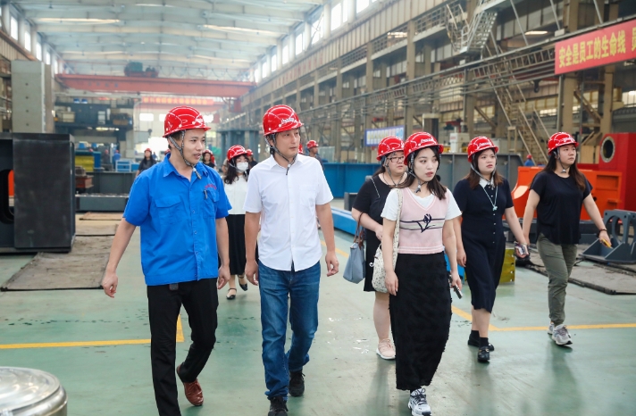 九游體育看一臺(tái)機(jī)床如何煉就“國(guó)之重器”